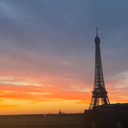 View Of -eiffel Tower 파리